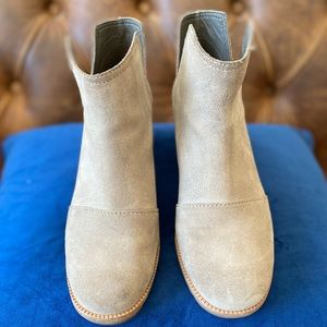 Sorel Cate Waterproof Block Heel Bootie size 7 color Ash Brown